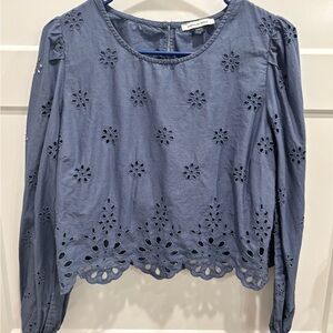 American Eagle Blue Eyelet Embroidered Long Sleeve Scallop Hem Top Size M